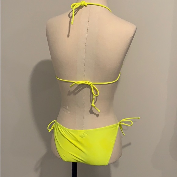 Triangle Bikini - Picture 2 of 3